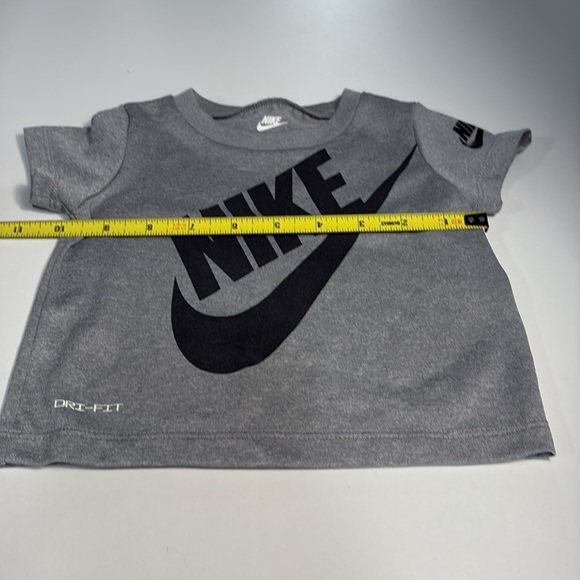 Nike Kids Grey Dri-FIT T-Shirt never worn - Picture 5 of 5